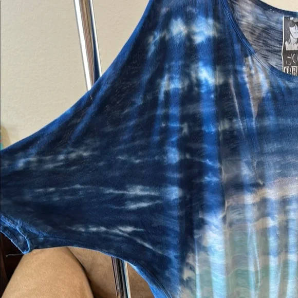Young Fabulous and Broke Blue Tie-Dye Women's Top Size L - Picture 3 of 8